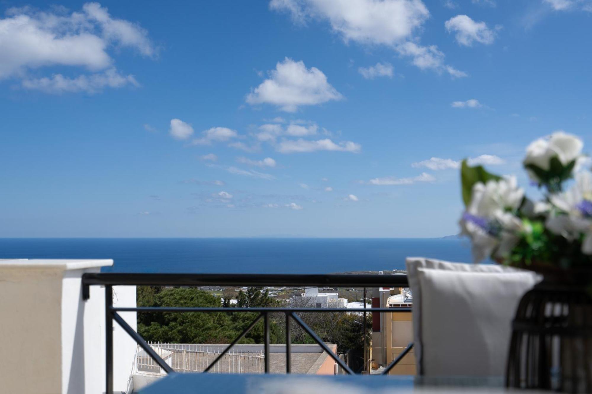 Central Seaview Heven Apartment In Fira  Eksteriør billede